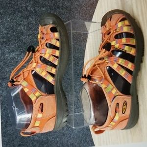 KEEN washable closed toed whisper coral multicolored hiking sandal sz 5
